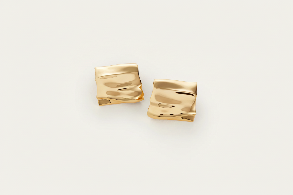 Gold tone square Earrings